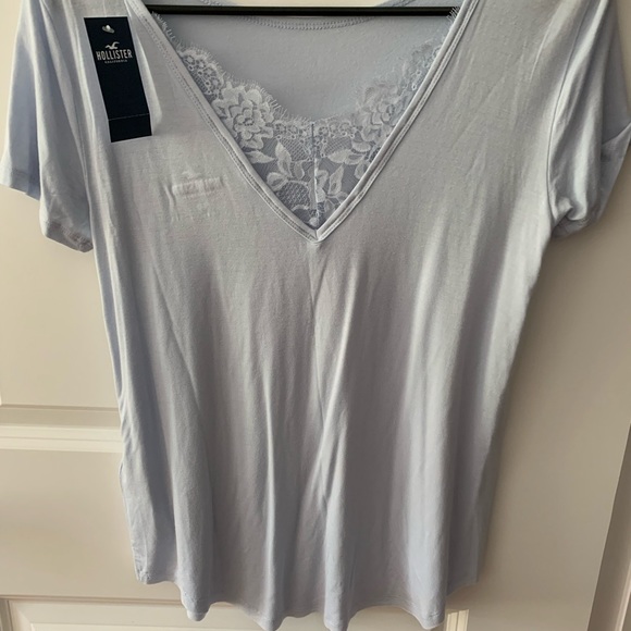 NEW W/TAG Light Blue Hollister Lace Back Top - Picture 2 of 2
